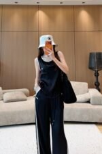 Contrast Knit Set - Image 5