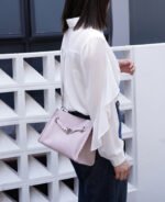 Elegant Structured Shoulder Bag - Image 3