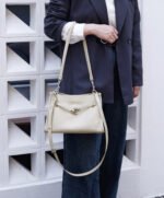 Elegant Structured Shoulder Bag - Image 6
