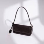 MH8659A Vintage Calf Square Bag - photo