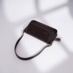 MH8659A Vintage Calf Square Bag - photo