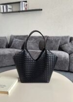 Suede Chain Shoulder Bag - Image 7